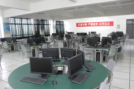數(shù)字化浪潮中的橋梁 軟件技術(shù)與工程實訓(xùn)中心的核心理念與開發(fā)實戰(zhàn)